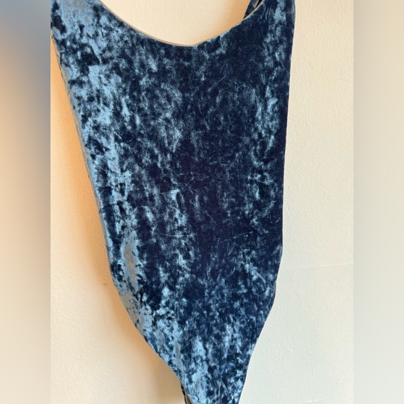 STUNNING velvet blue swimsuit - Picture 4 of 6